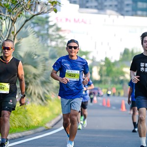 Race photo from BOGORUN 2026