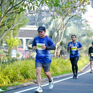 Race photo from BOGORUN 2026