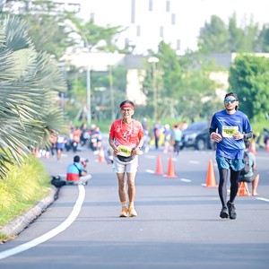 Race photo from BOGORUN 2026