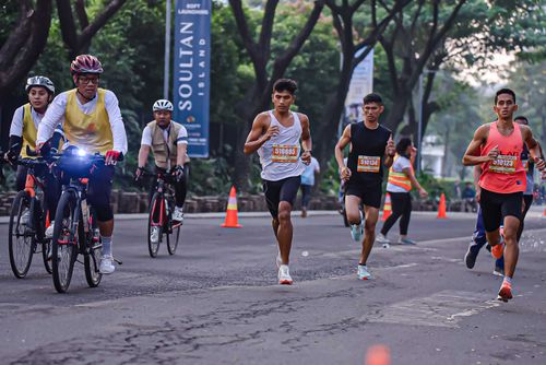 Race photo from NOTARACE 2025