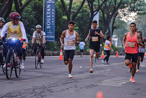 Race photo from NOTARACE 2025