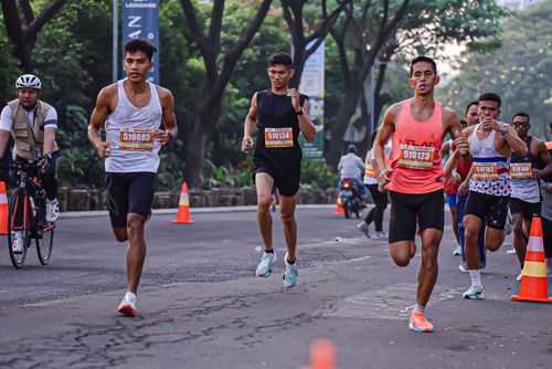 Race photo from NOTARACE 2025