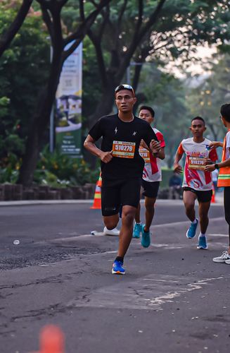 Race photo from NOTARACE 2025