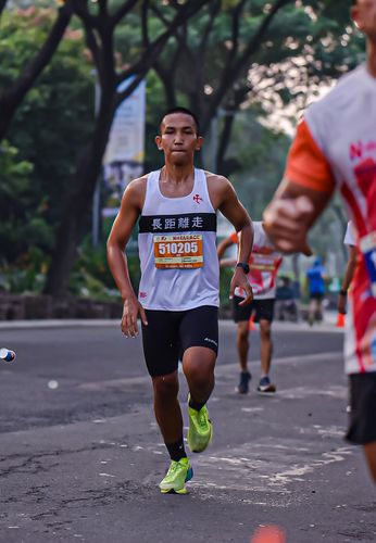 Race photo from NOTARACE 2025