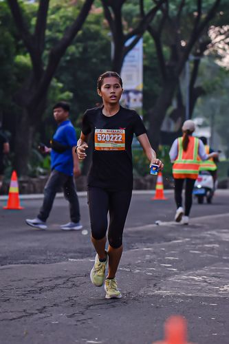 Race photo from NOTARACE 2025