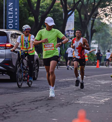 Race photo from NOTARACE 2025