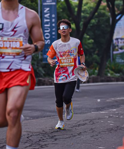 Race photo from NOTARACE 2025