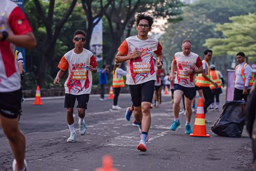 Race photo from NOTARACE 2025