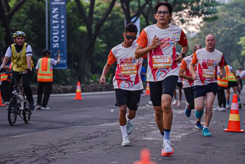 Race photo from NOTARACE 2025