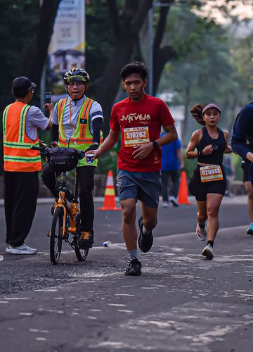 Race photo from NOTARACE 2025