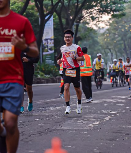 Race photo from NOTARACE 2025
