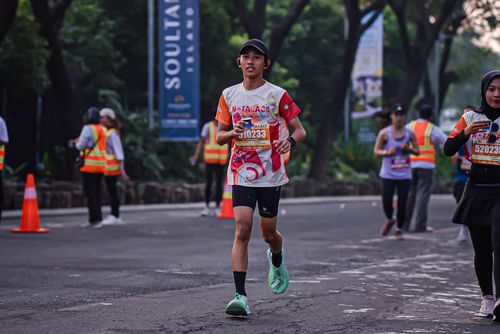 Race photo from NOTARACE 2025
