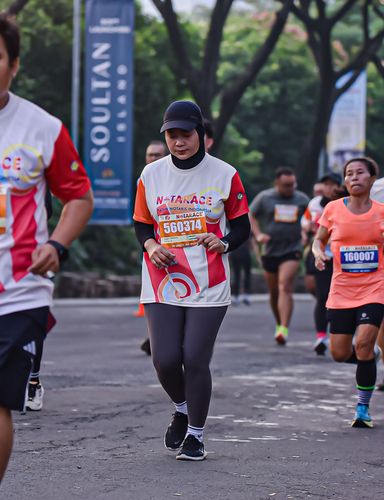 Race photo from NOTARACE 2025