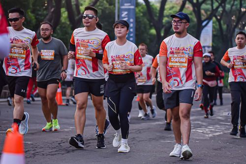 Race photo from NOTARACE 2025