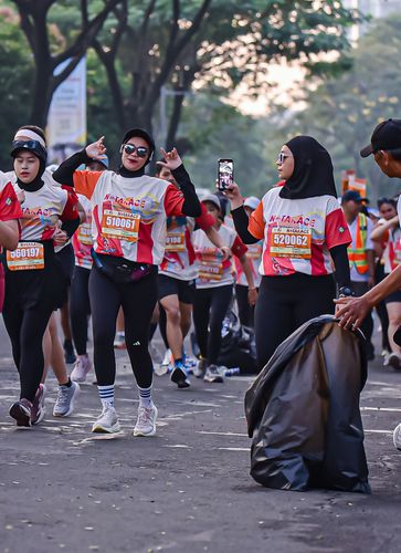 Race photo from NOTARACE 2025