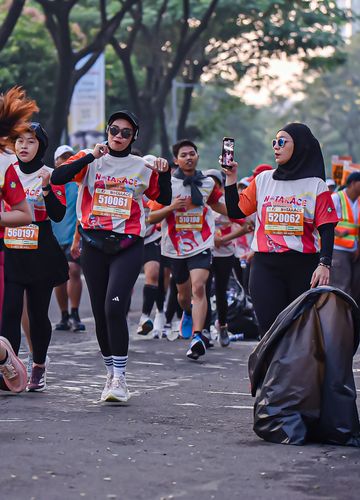 Race photo from NOTARACE 2025