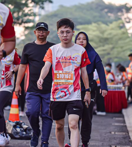 Race photo from NOTARACE 2025