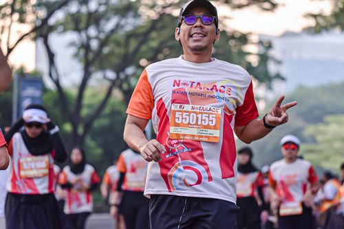 Race photo from NOTARACE 2025
