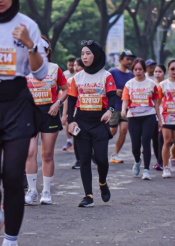 Race photo from NOTARACE 2025