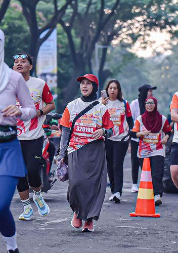 Race photo from NOTARACE 2025