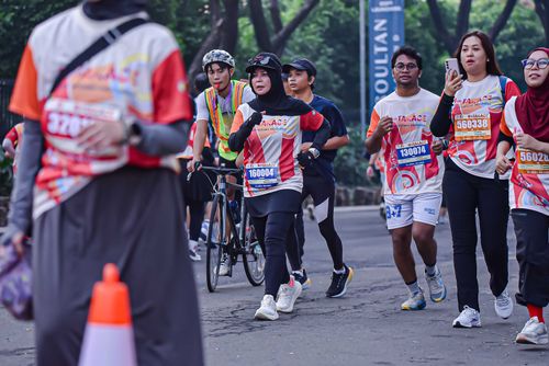Race photo from NOTARACE 2025