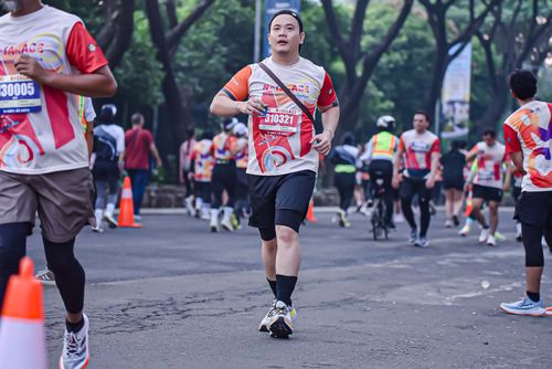 Race photo from NOTARACE 2025