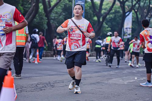 Race photo from NOTARACE 2025