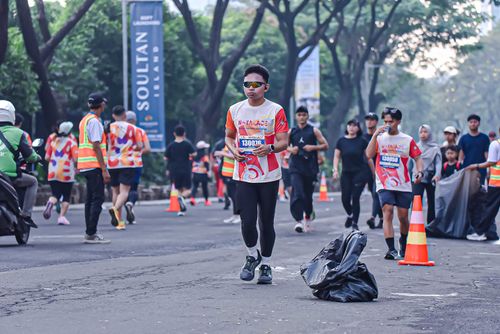 Race photo from NOTARACE 2025