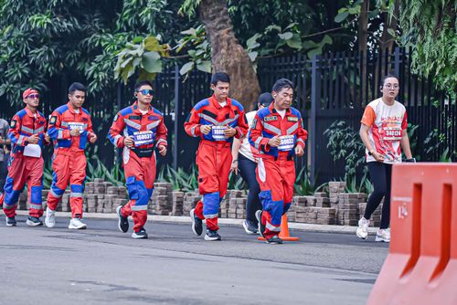 Race photo from NOTARACE 2025