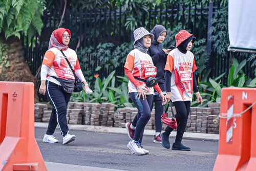Race photo from NOTARACE 2025