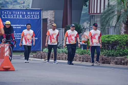 Race photo from NOTARACE 2025