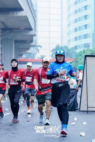 Race photo from ONE RUN 10 K