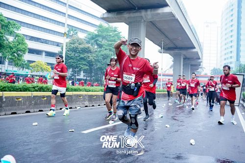 Race photo from ONE RUN 10 K