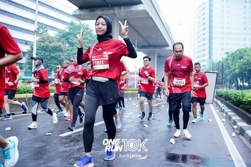 Race photo from ONE RUN 10 K