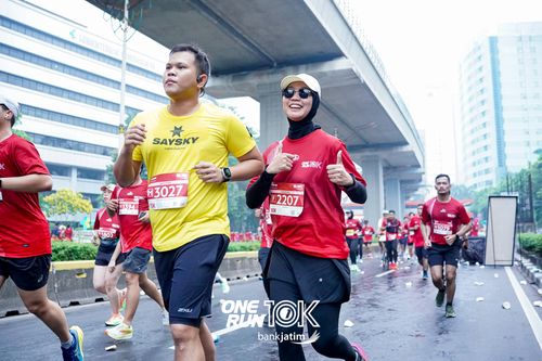 Race photo from ONE RUN 10 K