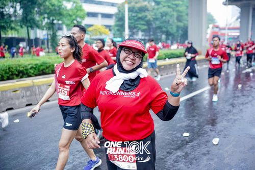 Race photo from ONE RUN 10 K