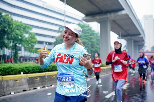 Race photo from ONE RUN 10 K