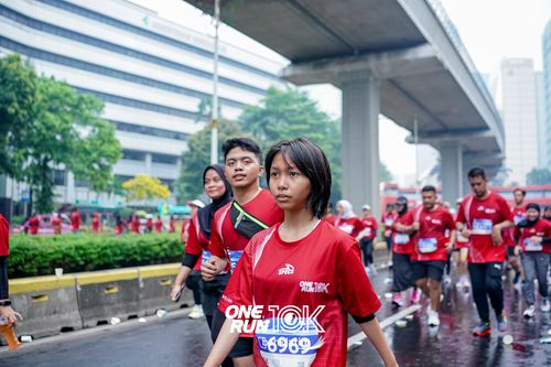Race photo from ONE RUN 10 K