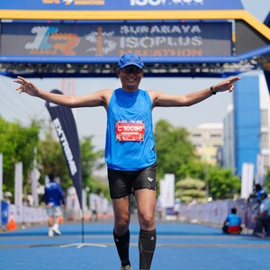 Race photo from SURABAYA ISOPLUS MARATHON 2026