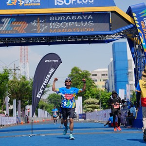Race photo from SURABAYA ISOPLUS MARATHON 2026