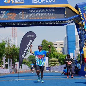 Race photo from SURABAYA ISOPLUS MARATHON 2026