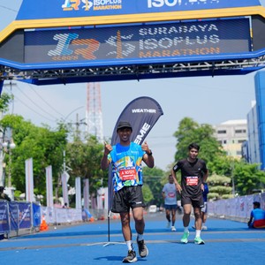 Race photo from SURABAYA ISOPLUS MARATHON 2026