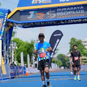 Race photo from SURABAYA ISOPLUS MARATHON 2026