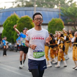 Race photo from SURABAYA ISOPLUS MARATHON 2026