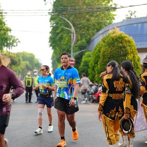 Race photo from SURABAYA ISOPLUS MARATHON 2026