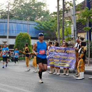 Race photo from SURABAYA ISOPLUS MARATHON 2026