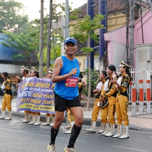 Race photo from SURABAYA ISOPLUS MARATHON 2026
