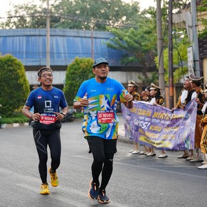 Race photo from SURABAYA ISOPLUS MARATHON 2026