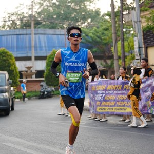 Race photo from SURABAYA ISOPLUS MARATHON 2026