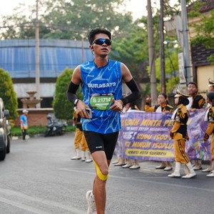 Race photo from SURABAYA ISOPLUS MARATHON 2026